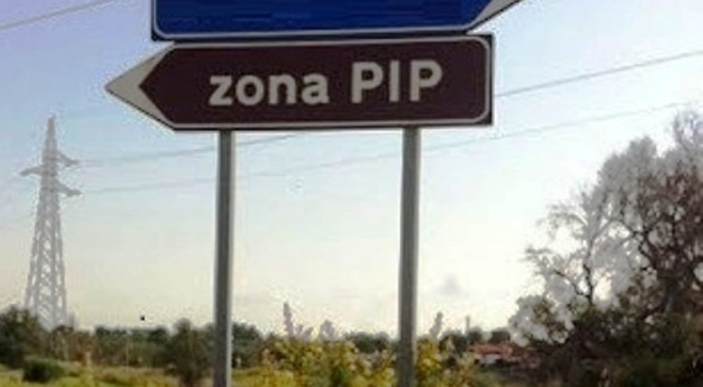 Bando pubblico per la cessione in diritto di proprietà a soggetti idonei, singoli o associati e/o riuniti in consorzio, di n. 4 lotti del “Piano per gli Insediamenti Produttivi – zona D2”